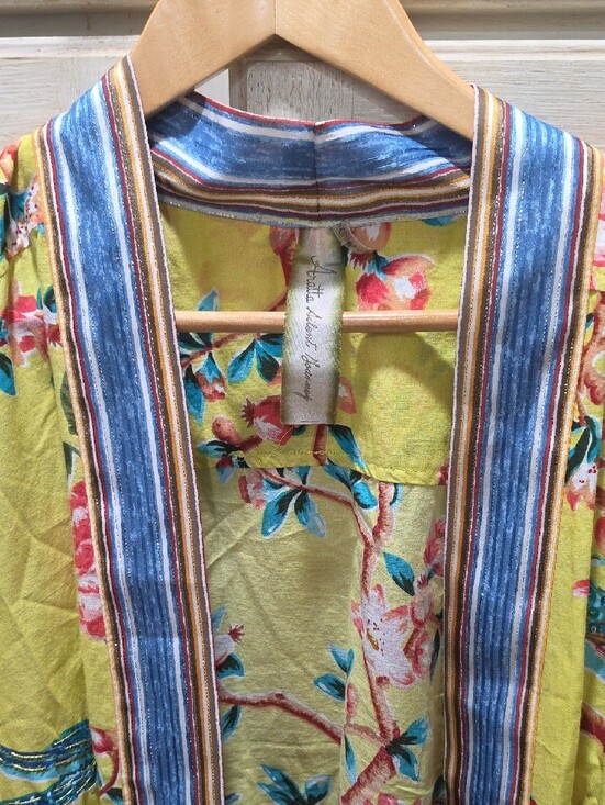 Aratta Silent Journey Jackets & Blazers - Aratta Silent Journey Women Open Front Floral Peacock Birds Kimono Carnigan